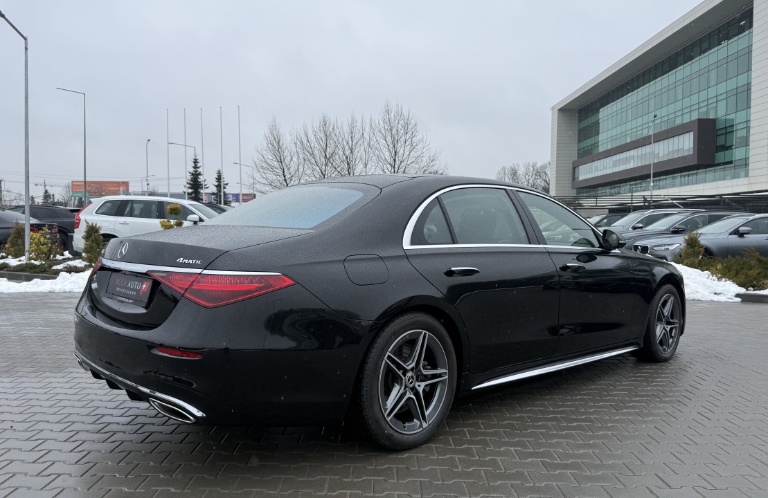 Mercedes-Benz S 580e 4MATIC Long (3)