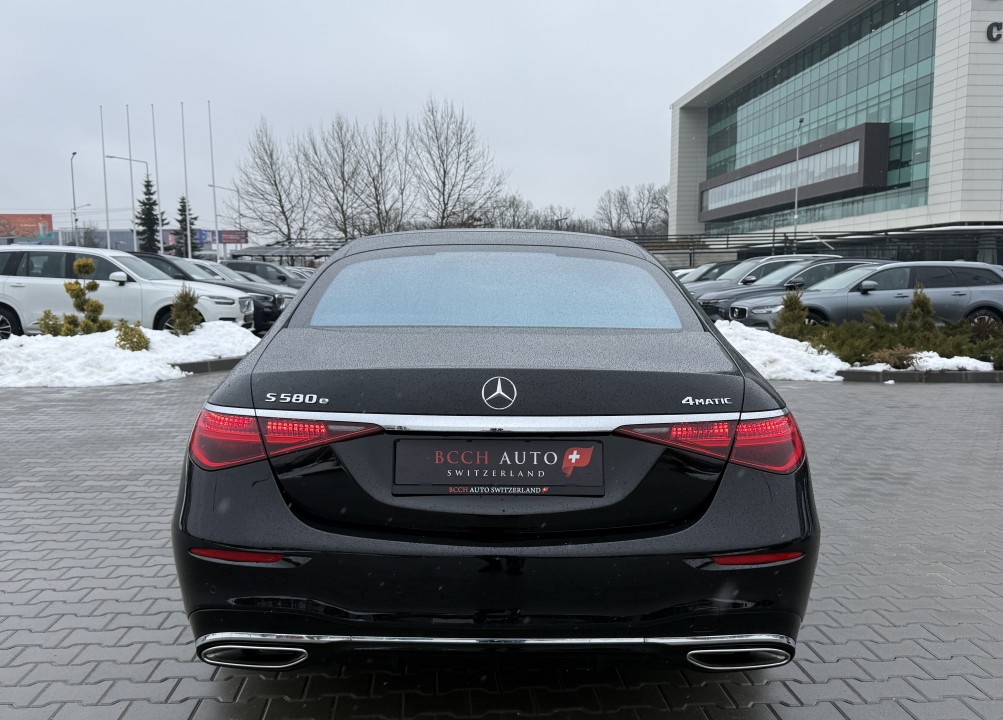 Mercedes-Benz S 580e 4MATIC Long (4)