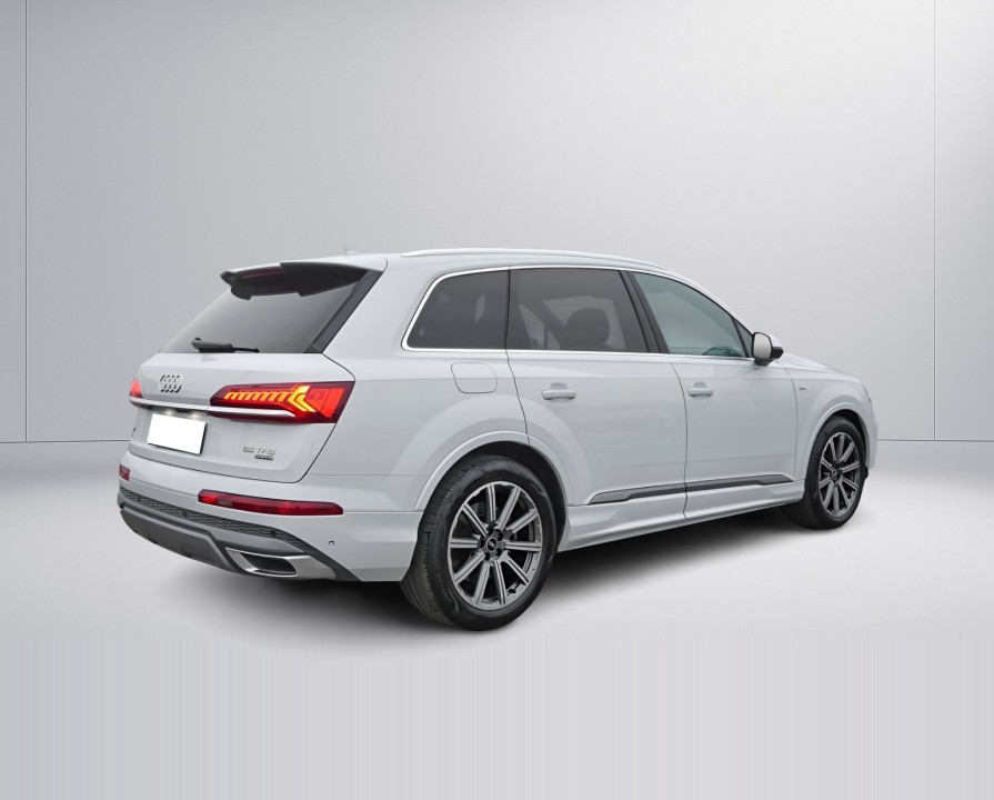 Audi Q7 55TFSI quattro S-Line (3)