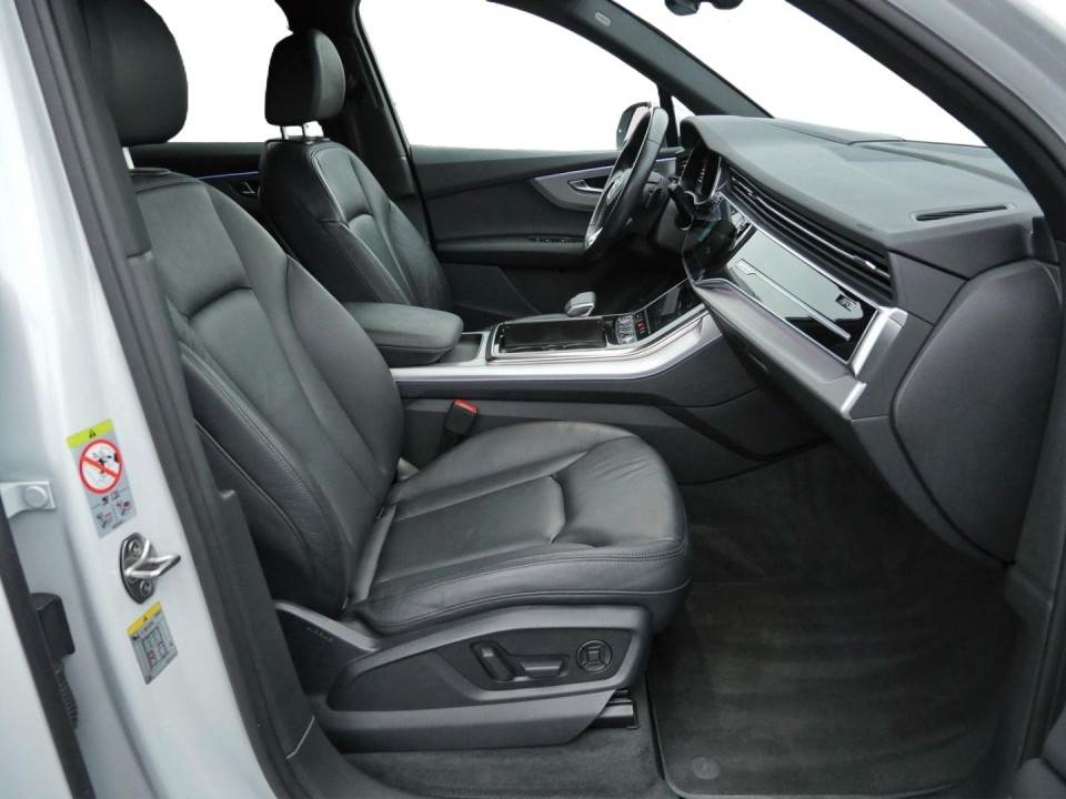 Audi Q7 55TFSI quattro S-Line - foto 6