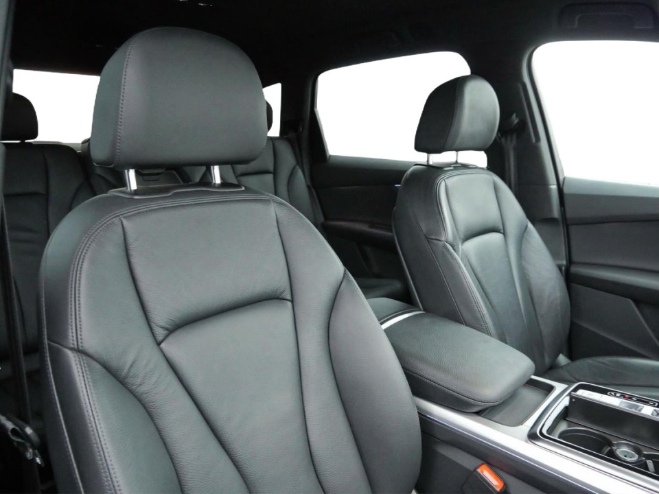 Audi Q7 55TFSI quattro S-Line - foto 9