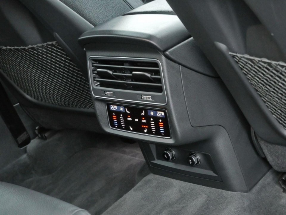Audi Q7 55TFSI quattro S-Line - foto 18