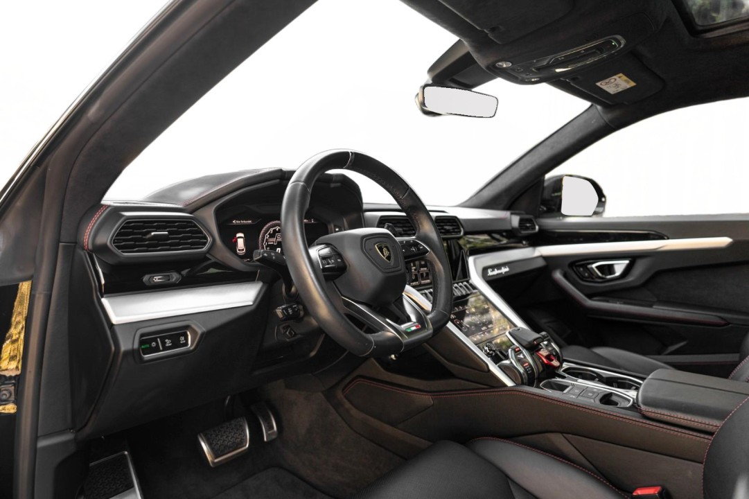 Lamborghini Urus - foto 9