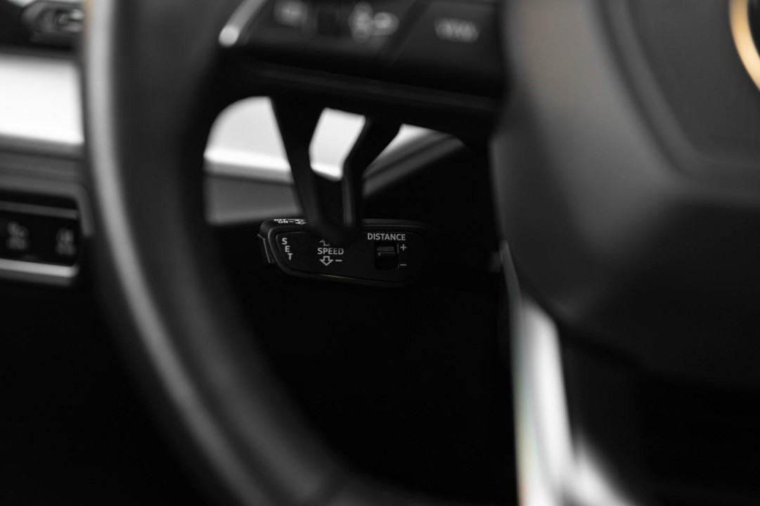 Lamborghini Urus - foto 12