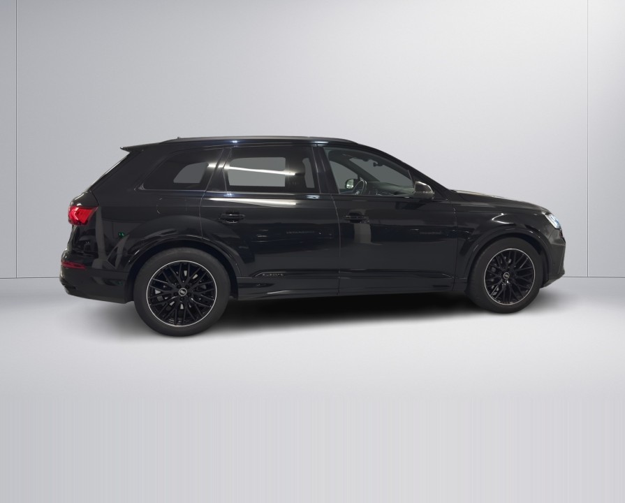 Audi Q7 50TDI quattro tiptronic (2)