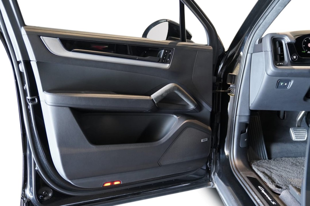 Porsche Cayenne S E-Hybrid - foto 16