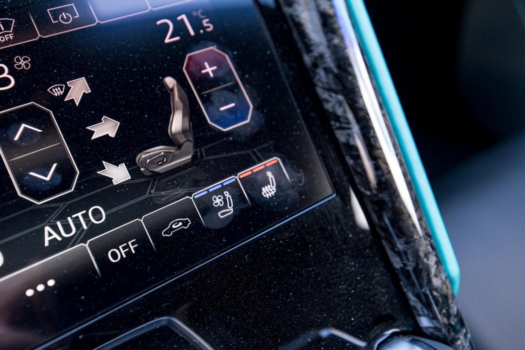 Lamborghini URUS - foto 25