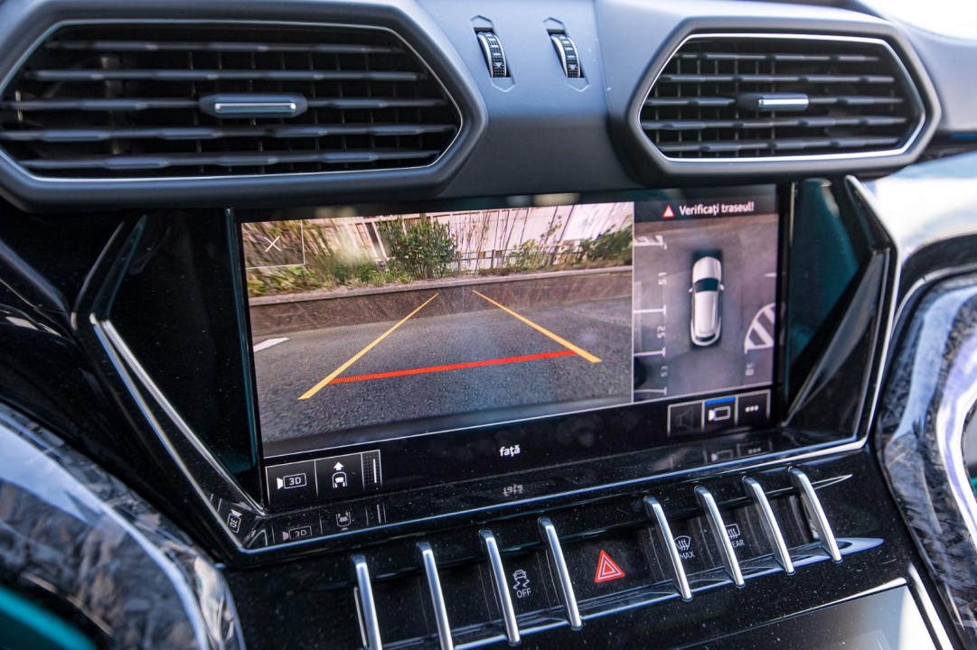 Lamborghini URUS - foto 24