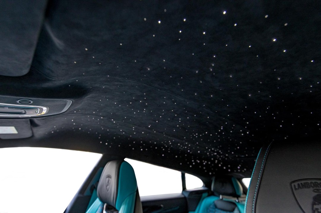 Lamborghini URUS - foto 38