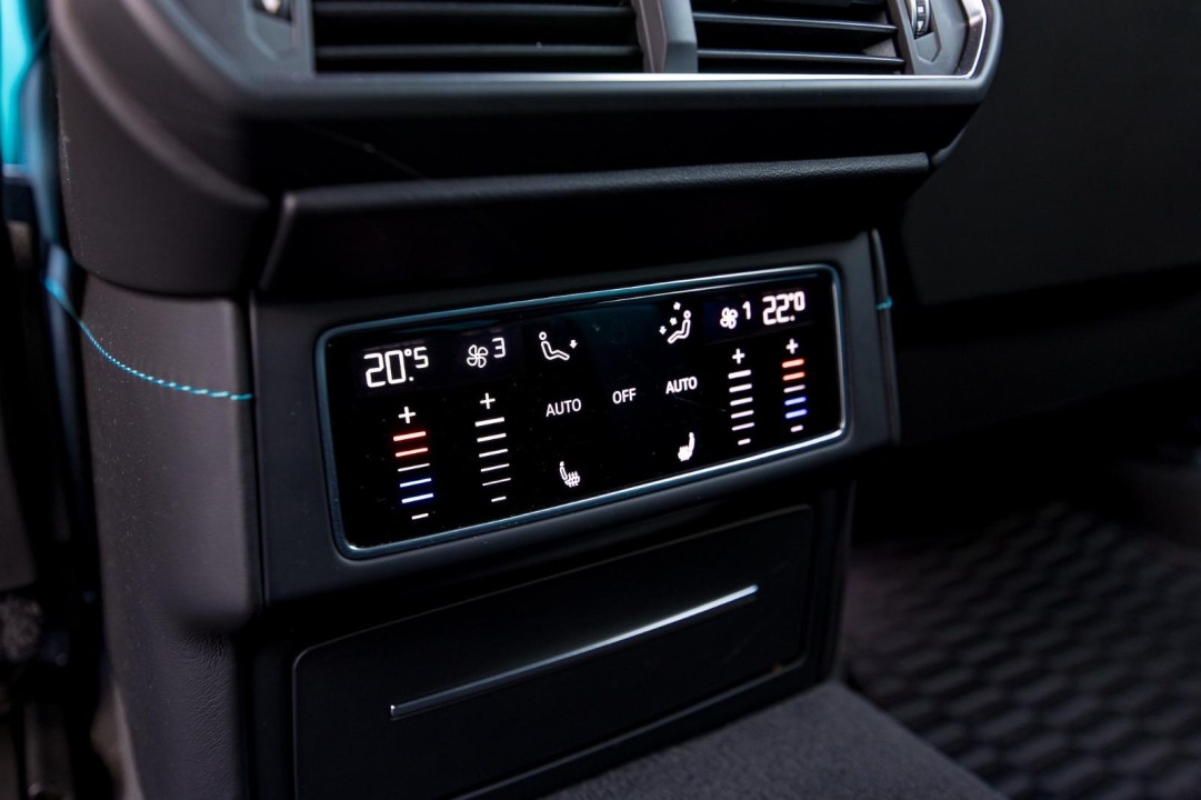 Lamborghini URUS - foto 23