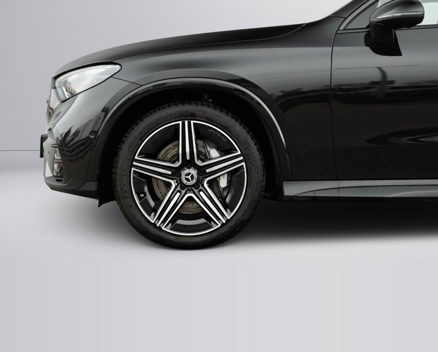 Mercedes-Benz GLC Coupé Mercedes-Benz GLC Coupe 200 4MATIC AMG Line - foto 32