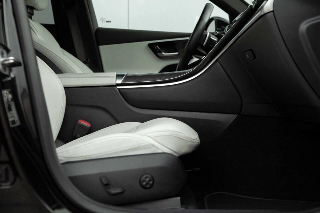 Mercedes-Benz GLC Coupé Mercedes-Benz GLC Coupe 200 4MATIC AMG Line - foto 14