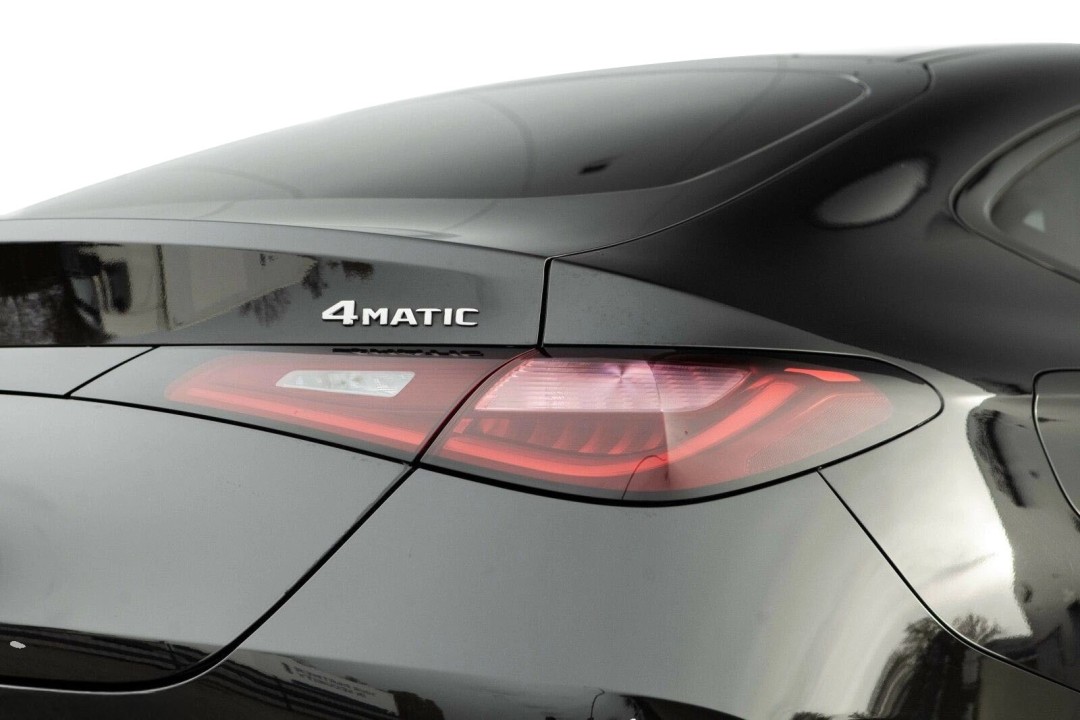 Mercedes-Benz GLC Coupé Mercedes-Benz GLC Coupe 200 4MATIC AMG Line - foto 31