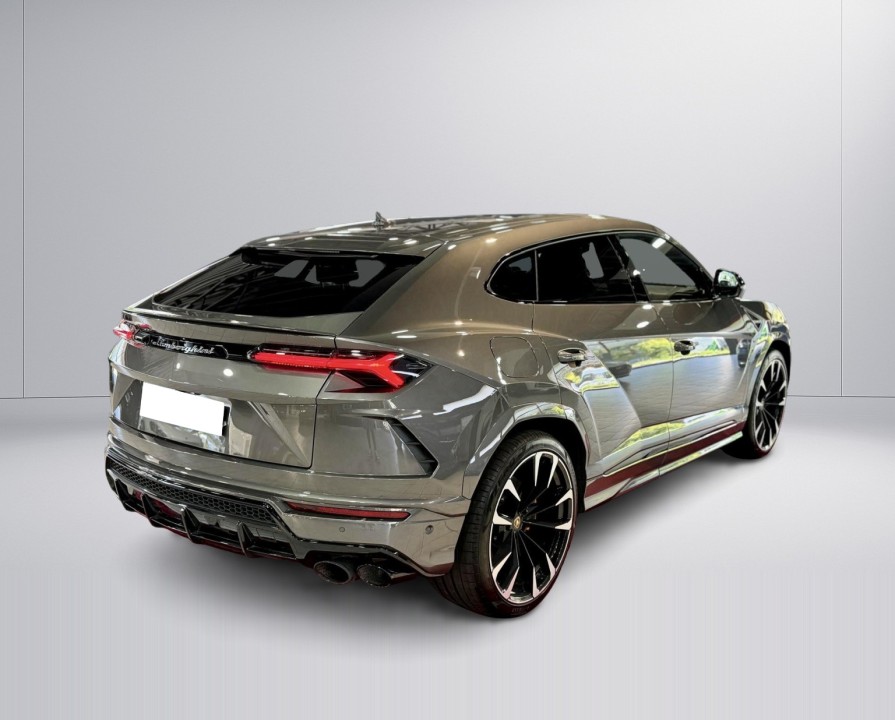 Lamborghini URUS (3)