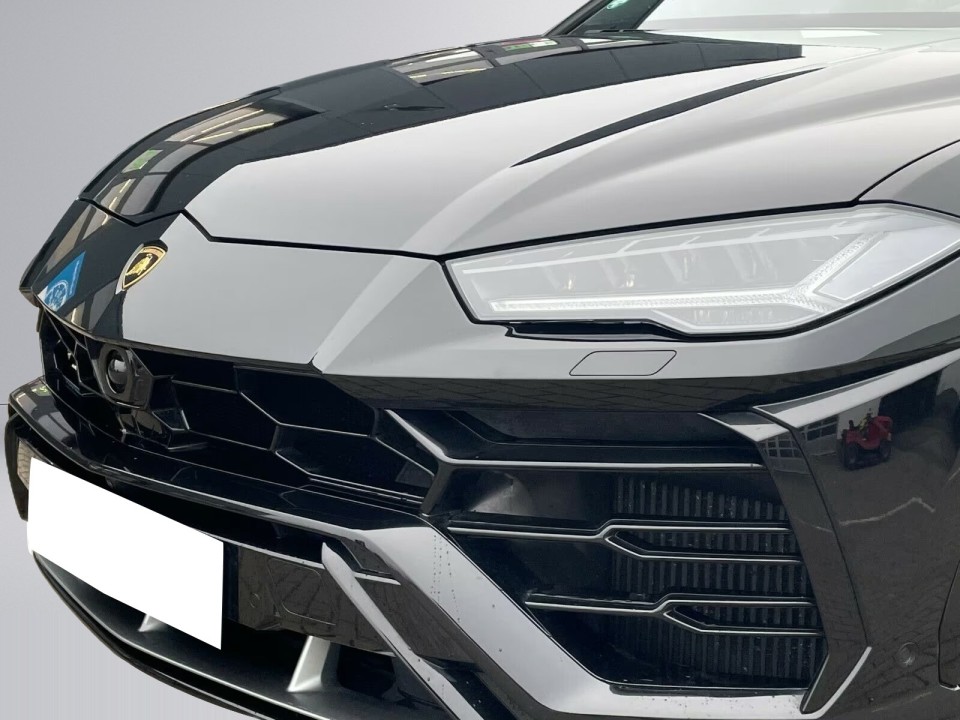Lamborghini Urus - foto 27