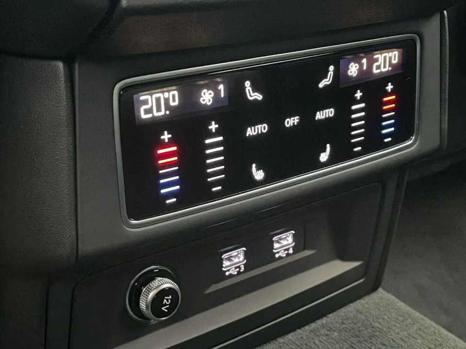 Lamborghini Urus - foto 17