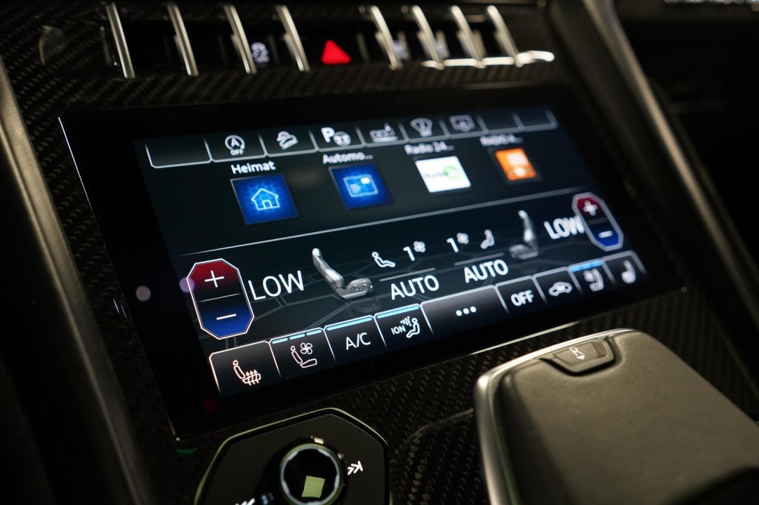 Lamborghini Urus - foto 18