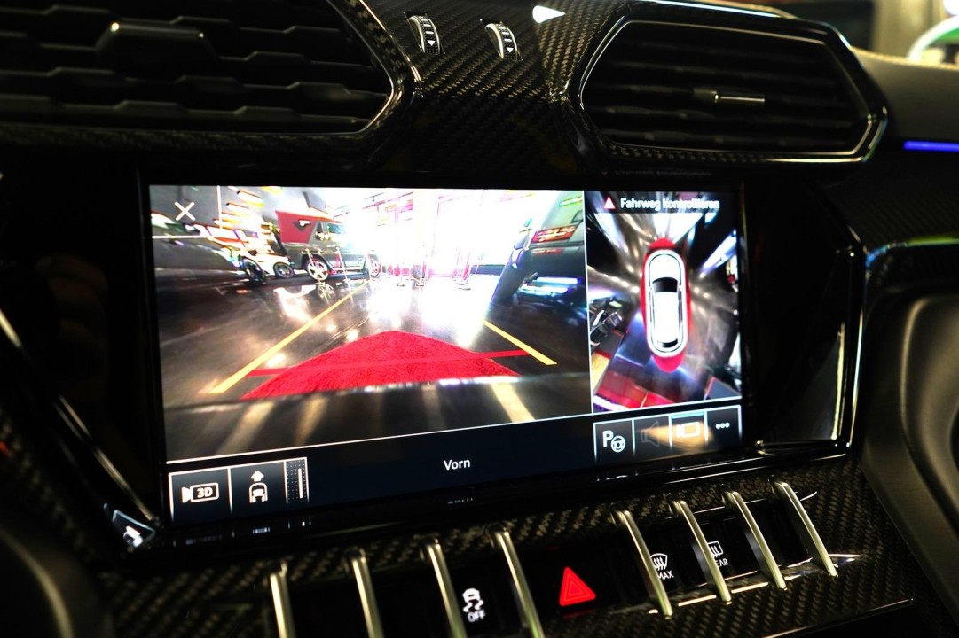 Lamborghini Urus - foto 17