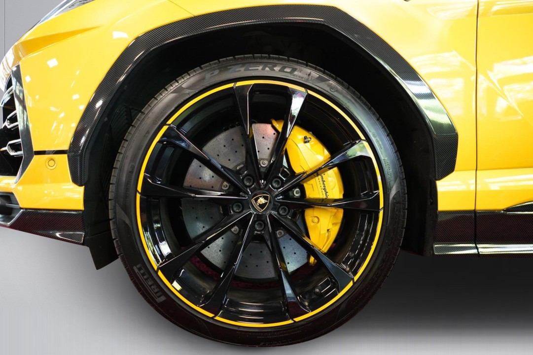 Lamborghini Urus - foto 27