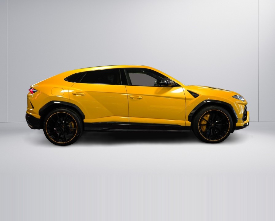 Lamborghini Urus (2)