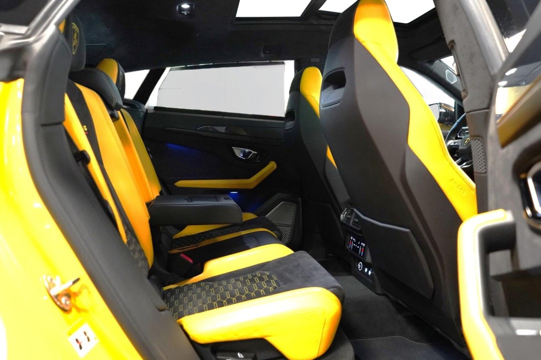 Lamborghini Urus - foto 9
