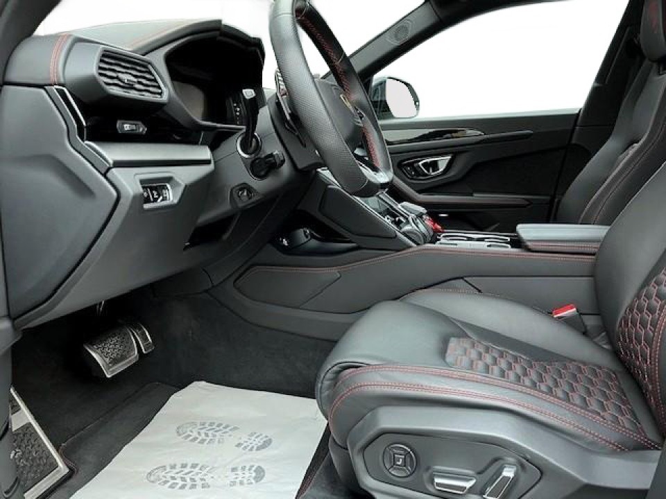 Lamborghini Urus - foto 9