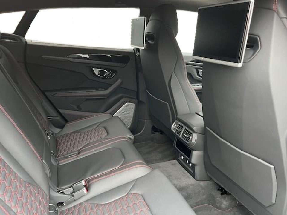 Lamborghini Urus - foto 13