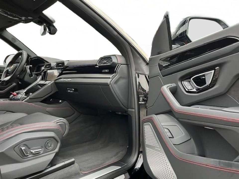 Lamborghini Urus - foto 12