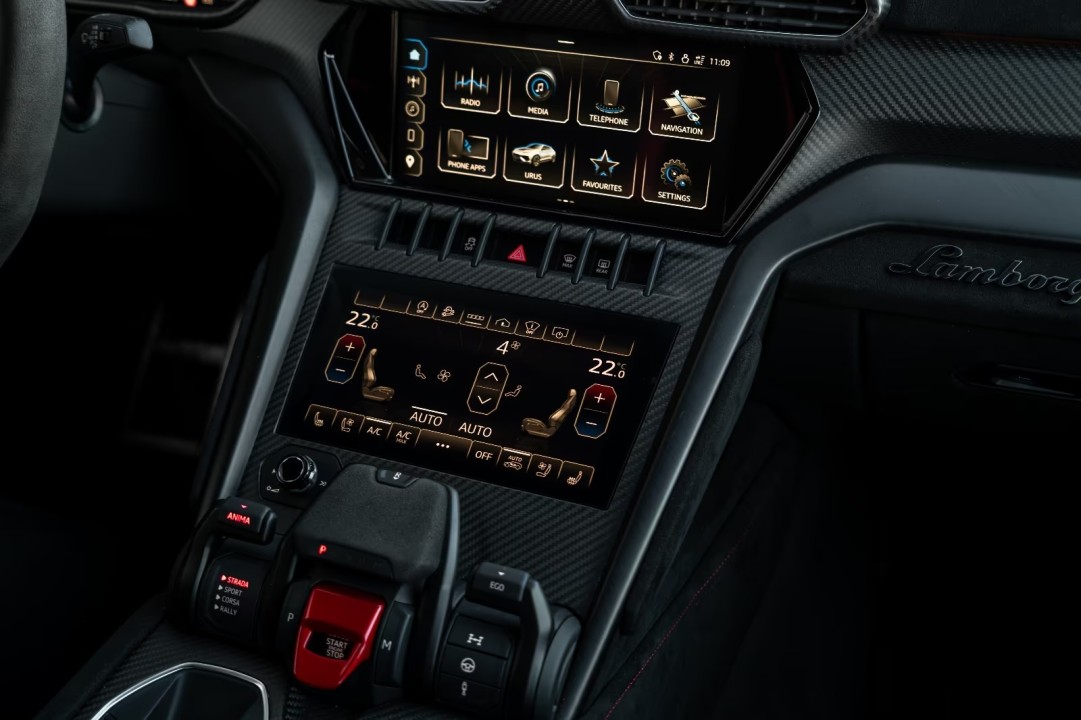 Lamborghini Urus - foto 20