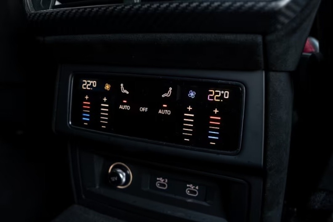 Lamborghini Urus - foto 37