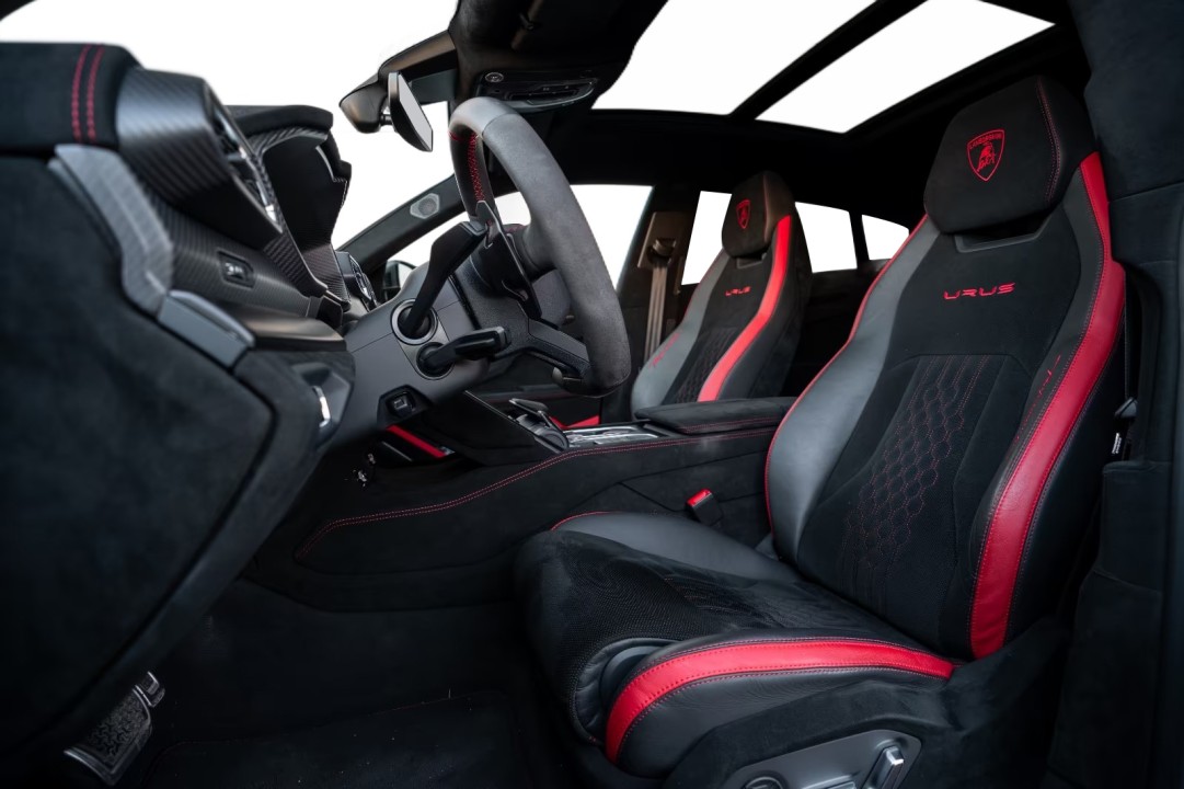 Lamborghini Urus - foto 18