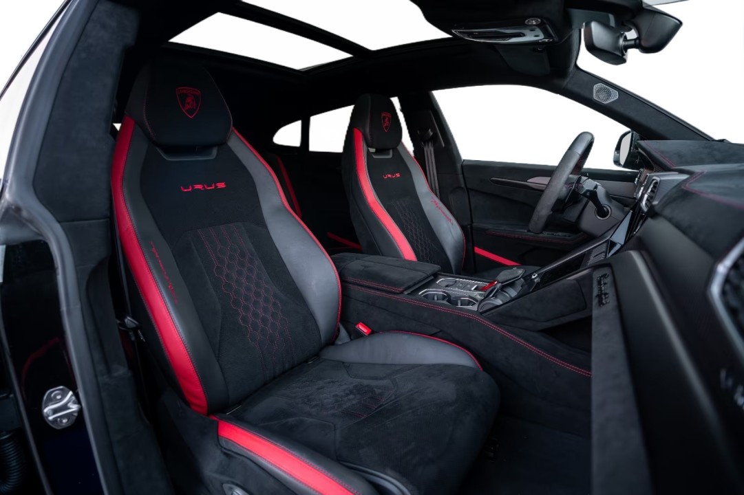 Lamborghini Urus - foto 19