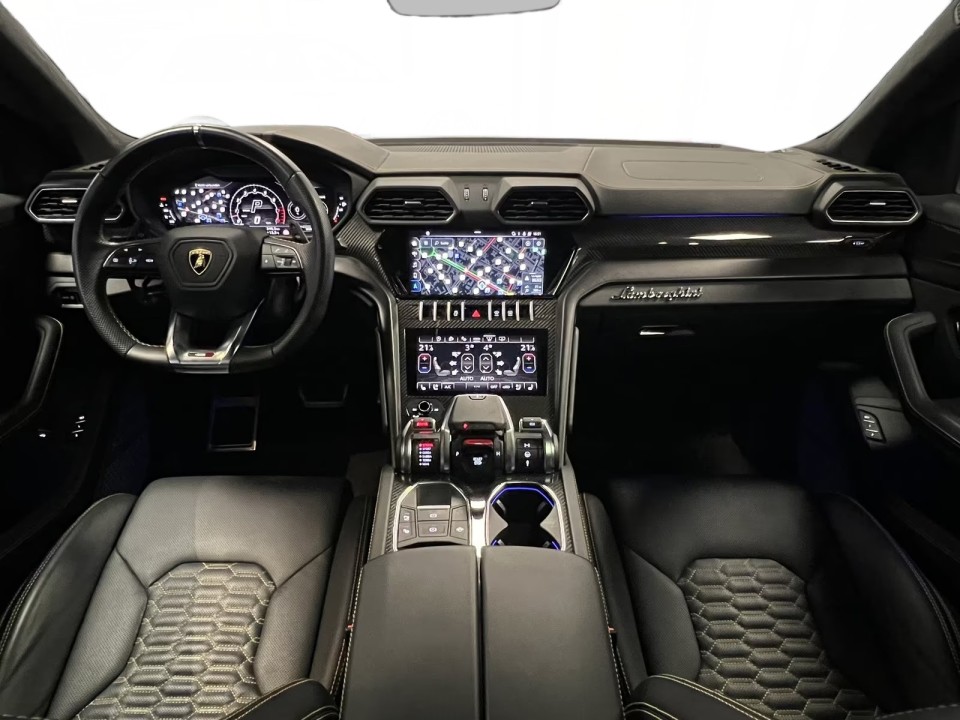 Lamborghini URUS - foto 10