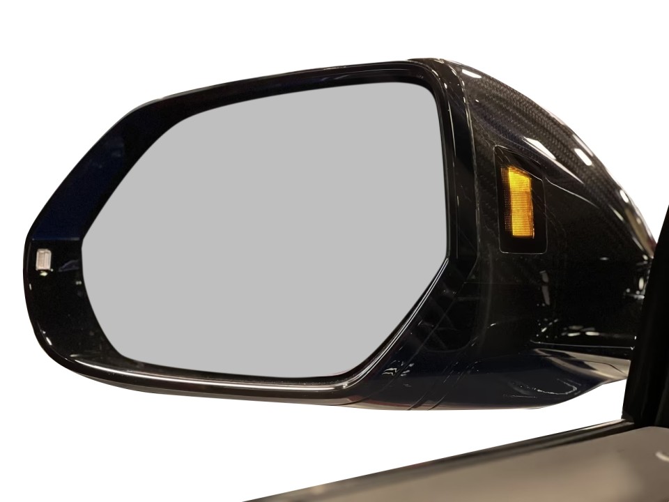 Lamborghini URUS - foto 31