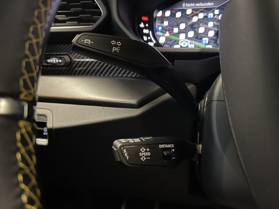 Lamborghini URUS - foto 14