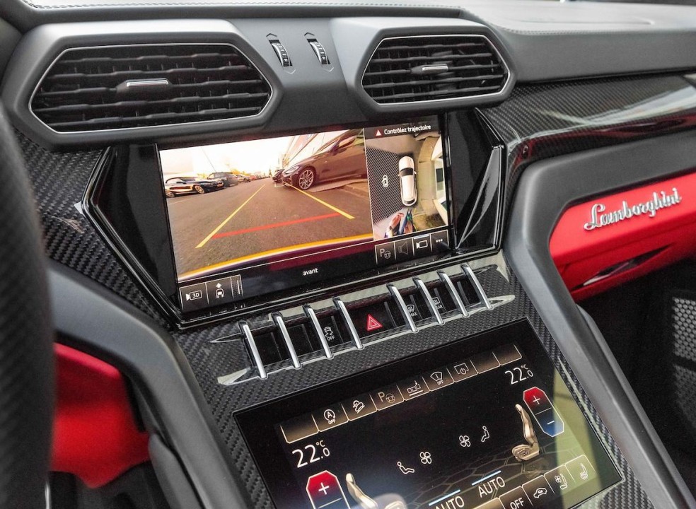 Lamborghini URUS - foto 21