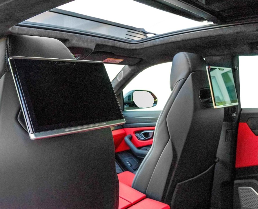 Lamborghini URUS - foto 16