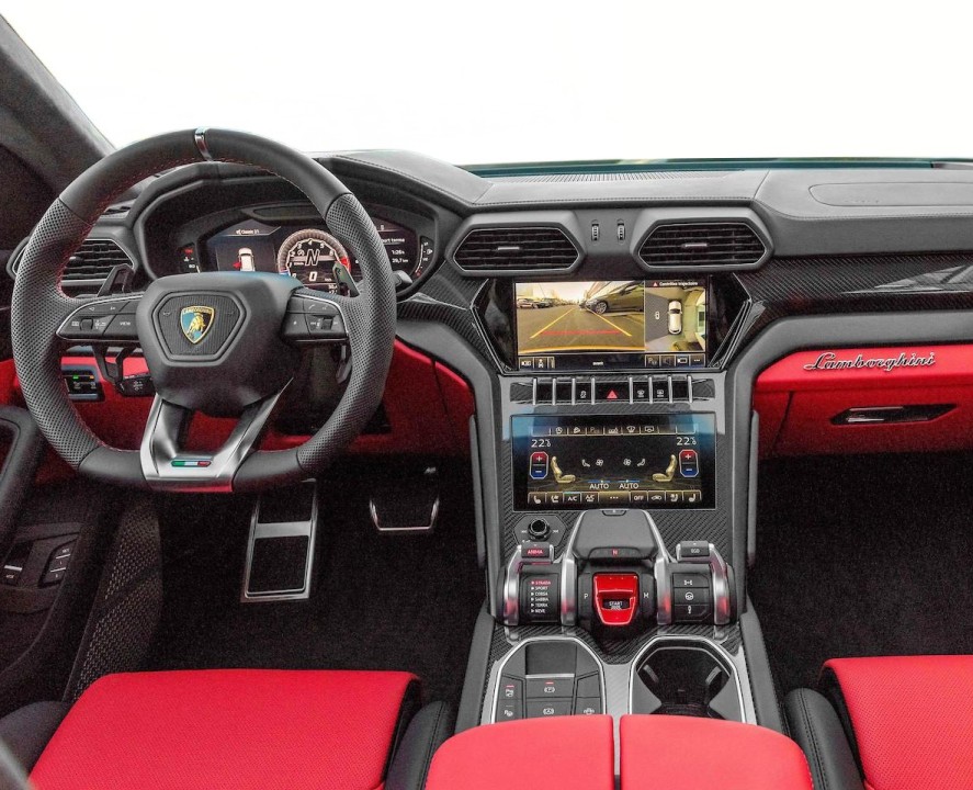 Lamborghini URUS - foto 17