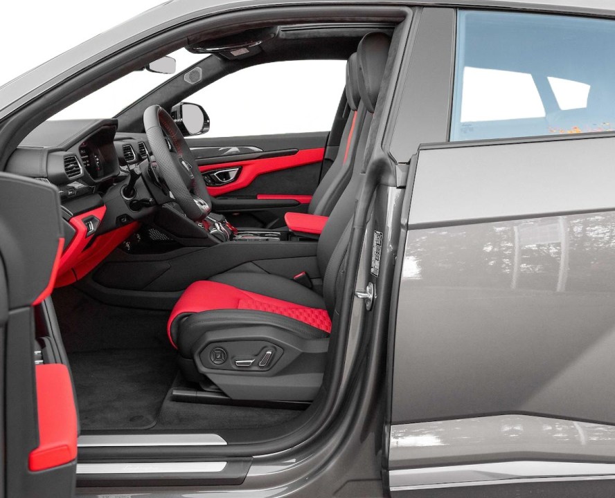 Lamborghini URUS - foto 8