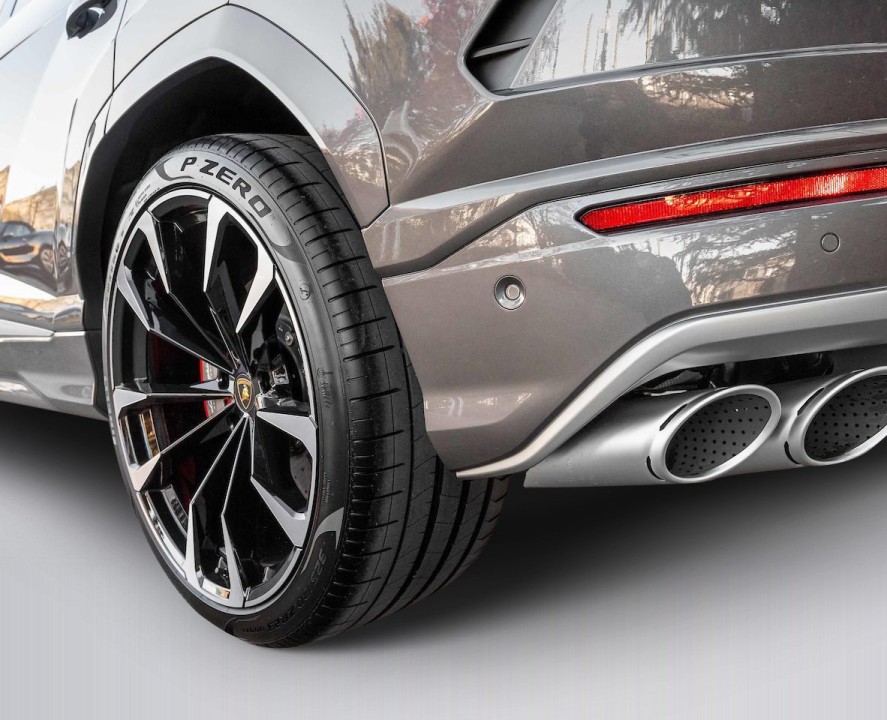 Lamborghini URUS - foto 30