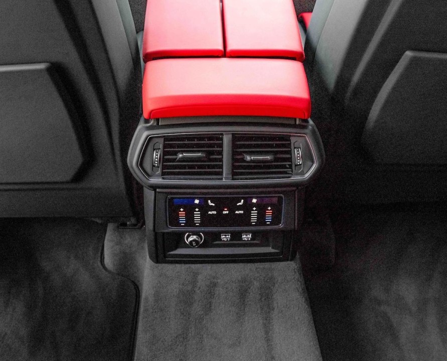 Lamborghini URUS - foto 23