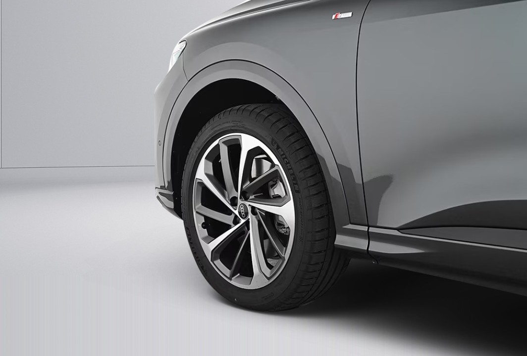 Audi Q5 TDI Quattro S-tronic - foto 12