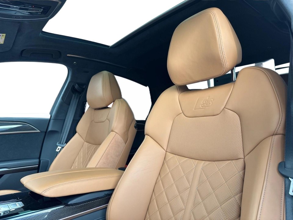 Audi S8 TFSI quattro - foto 14