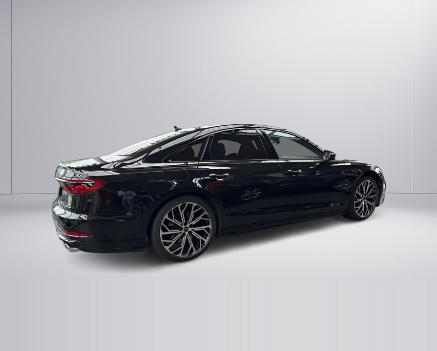 Audi S8 TFSI quattro (3)