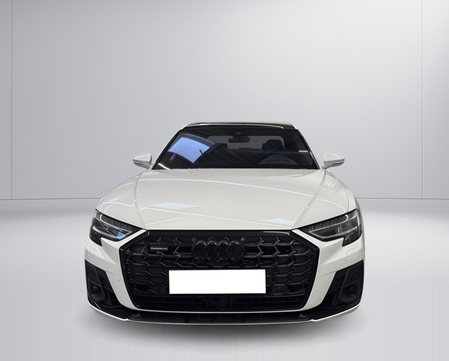 Audi A8 55TFSI quattro tiptronic (2)