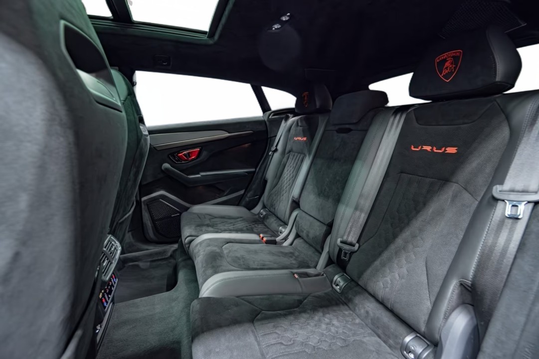 Lamborghini Urus Performante - foto 17