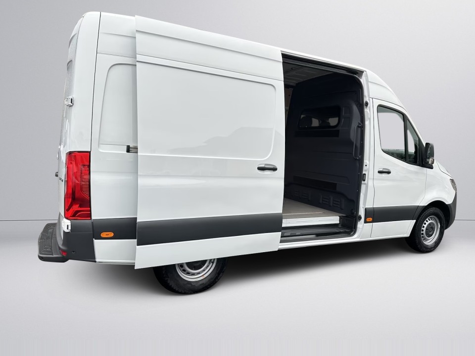 Mercedes-Benz Sprinter 317CDI L2H2 (5)