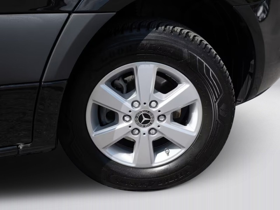 Mercedes-Benz Sprinter Tourer 319CDI - foto 17