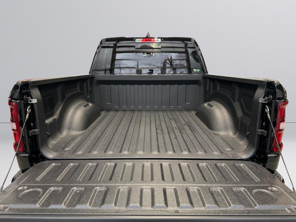 Dodge RAM 1500 BigHorn - foto 18