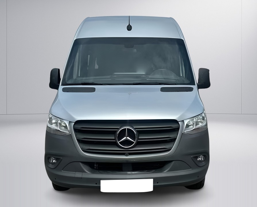 Mercedes-Benz Sprinter Tourer 317CDI L3H2 (2)